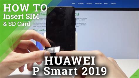 Huawei P Smart (2019): How to insert the microSD card